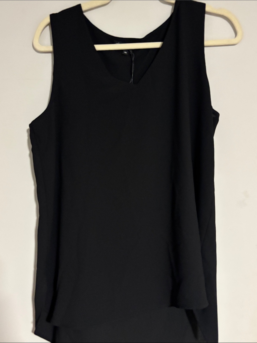 NWT Gibson Black V-Neck Sleeveless Tank Top